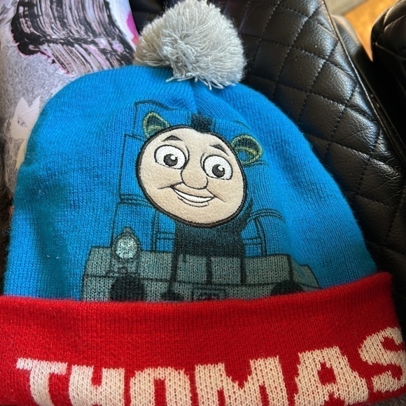 THOMAS The Tank Engine Winter Knit Hat Beanie With Pom Pom Blue One Size - Picture 7 of 7